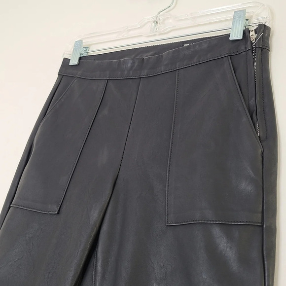 NWT BlankNYC The Bond Black Faux Leather Pants 26 - Picture 5 of 8